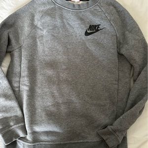 Nike crewneck sweatshirt